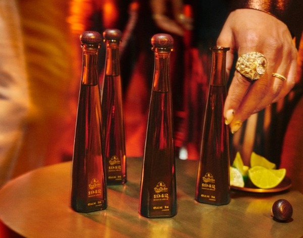 世界No.1テキーラの地位を確立させた1本！】「ドン・フリオ 1942」の