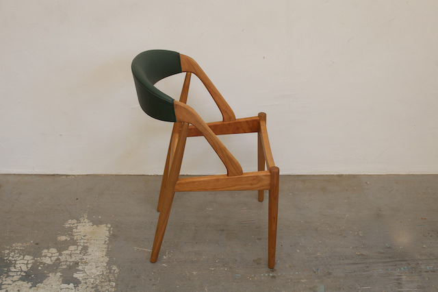 宮崎椅子製作所さんの展示会とHANDYチェアの秘密。 | 無垢材家具で