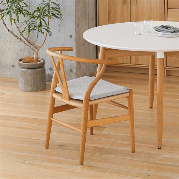 Yチェア CH24 SH43cm / オーク材 オイル仕上げ 日本サイズCarl Hansen