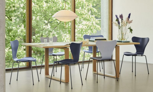 セブンチェア 3107 / カラードアッシュ ミッドナイトブルーFRITZ