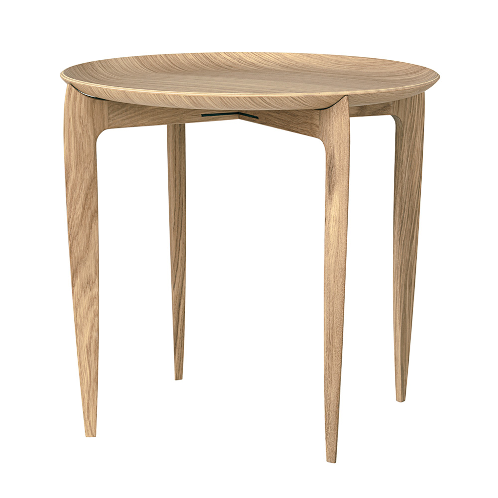 トレイテーブル / オークFRITZ HANSEN（フリッツ・ハンセン） | 公式