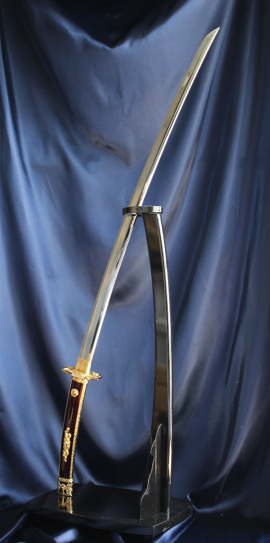 源義経の太刀 【膝丸 ひざまる（薄緑）】