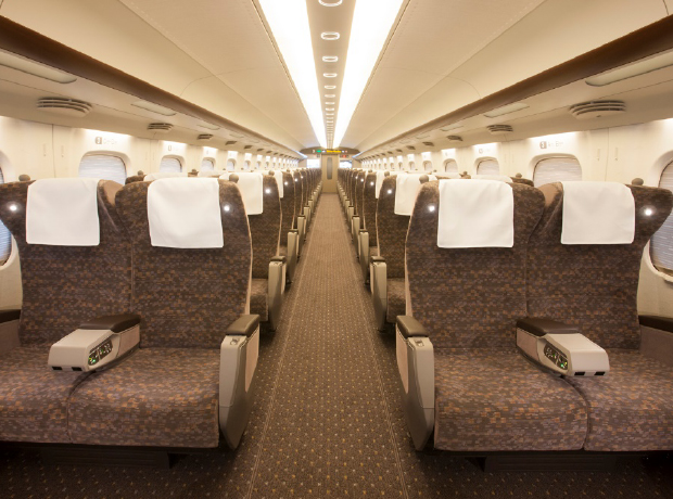 鉄道用シート | アイシンシロキ株式会社