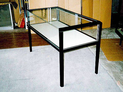 テーブル型ショーケース【ショーケース販売の徳山】