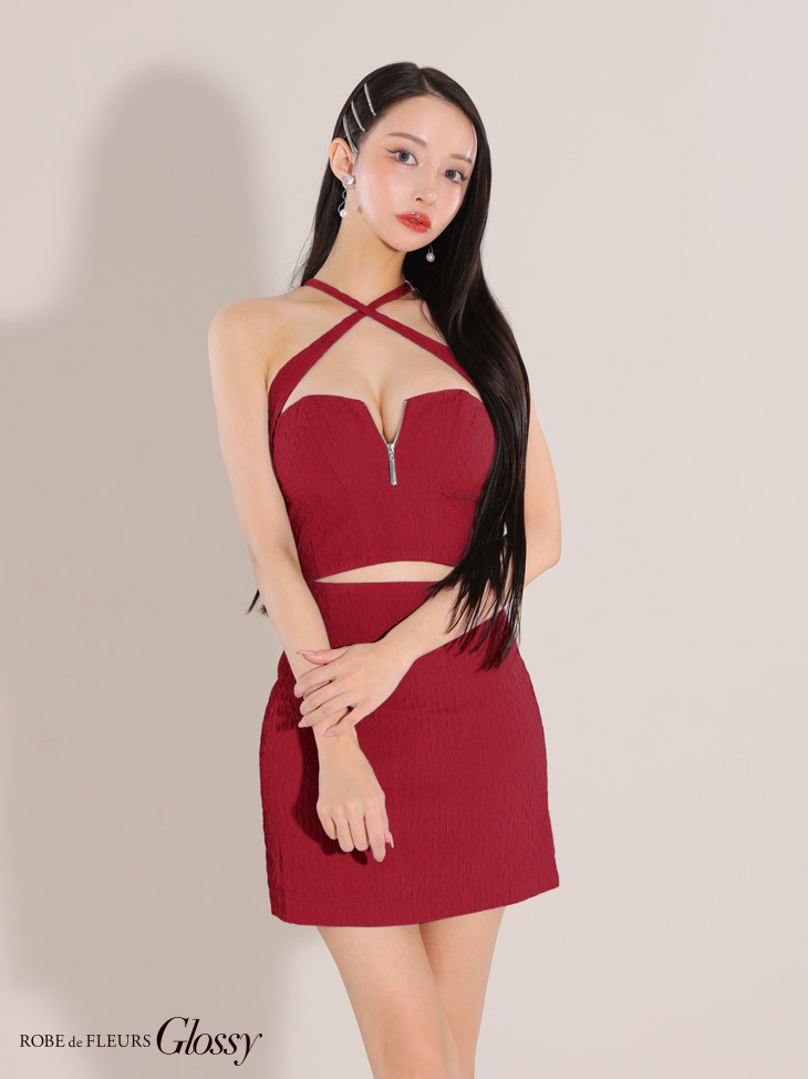 XSサイズあり【Glossy/グロッシー】クロスホルターネック/ バスト