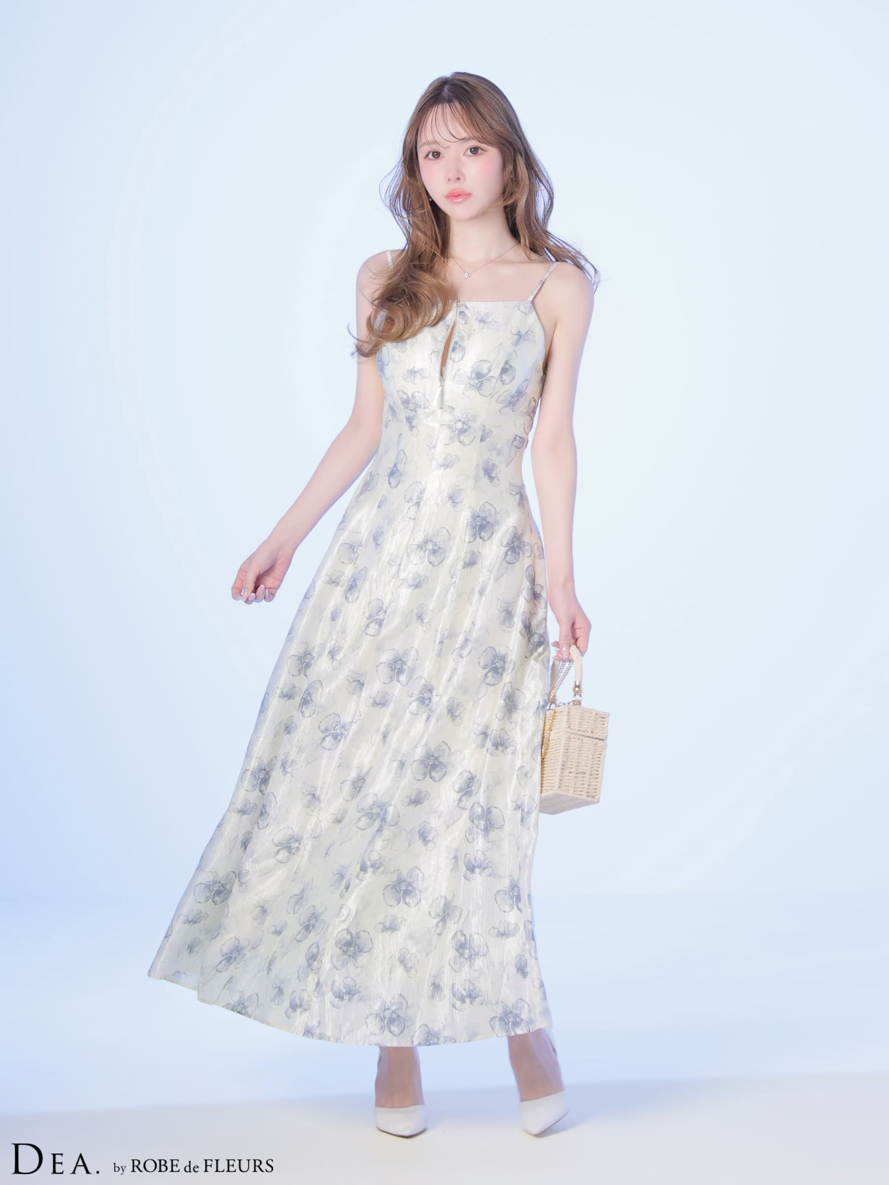 XS-Lサイズあり【DEA./ディア】バックオープン/ フラワー/ サテン