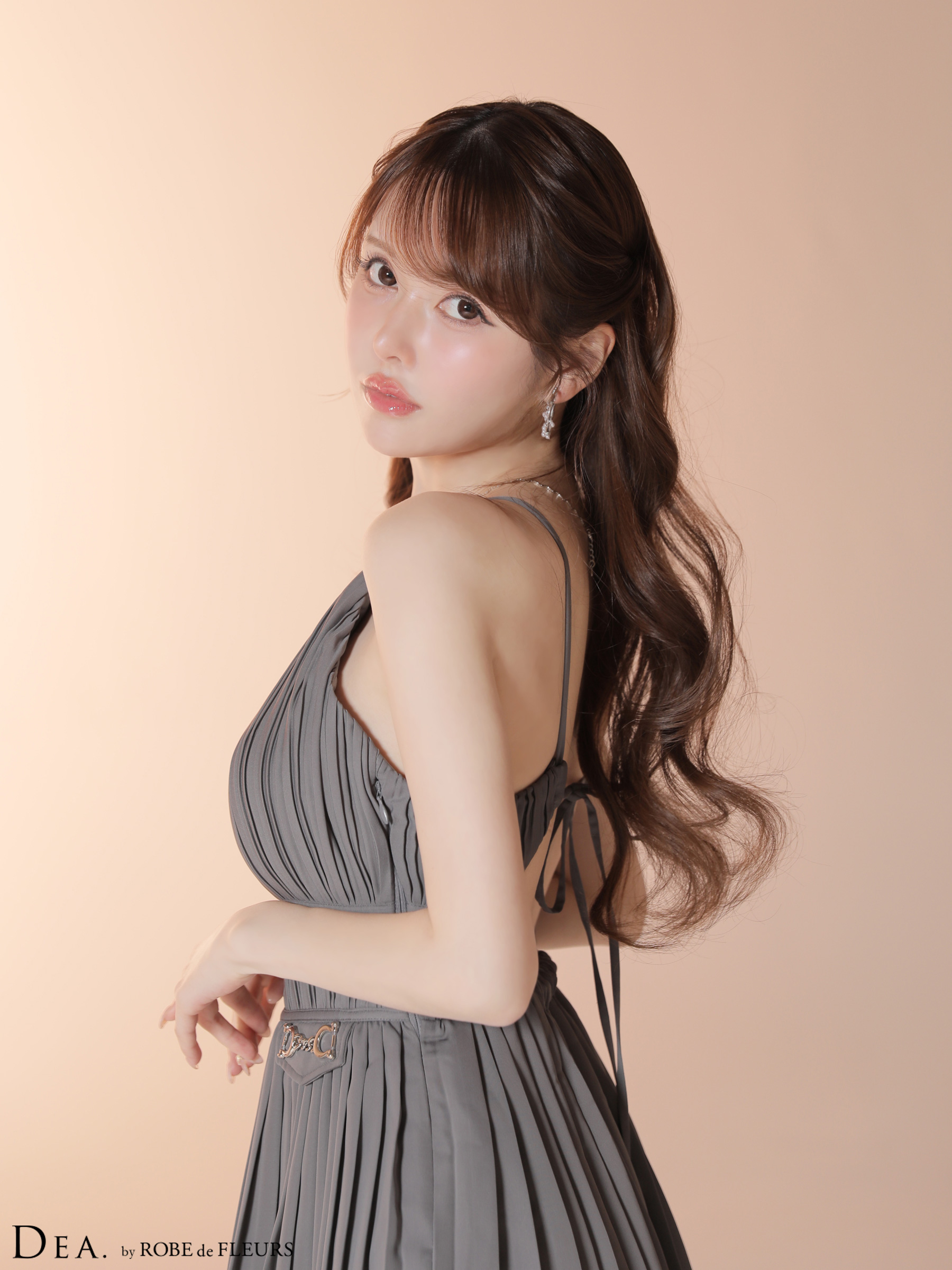 XSサイズあり【DEA./ディア】プリーツ/ ホルターネック/ ティアード