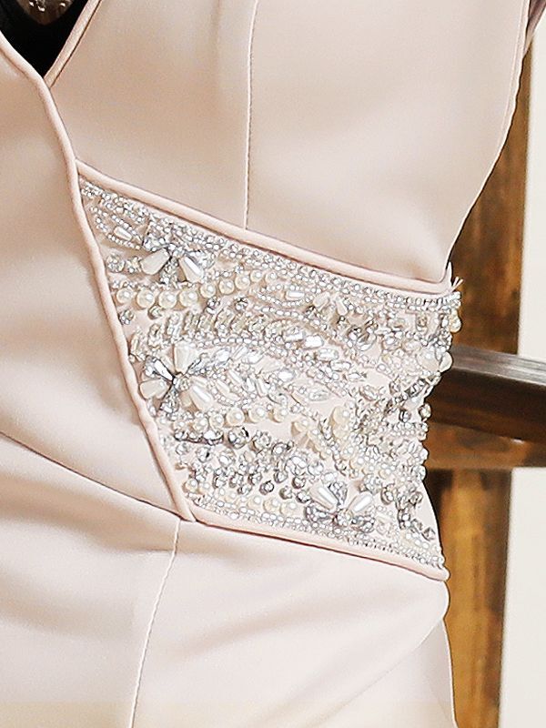 XSサイズあり【Veautt/ヴュート】【OF05】ビジュー/ スリット/ シアー