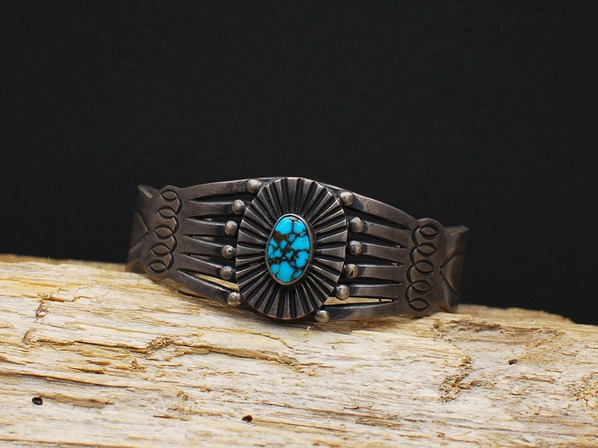 NATIVE SPIRIT（ネイティブスピリット） - ブレスレット - DEFI