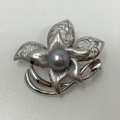 黒蝶真珠 ブローチ B-62 B-62｜伊勢志摩の真珠のお店 パールファルコ