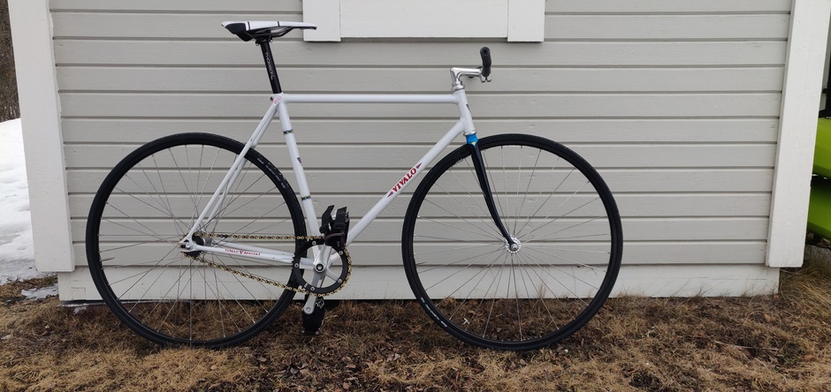 Vivalo Special NJS - Pedal Room