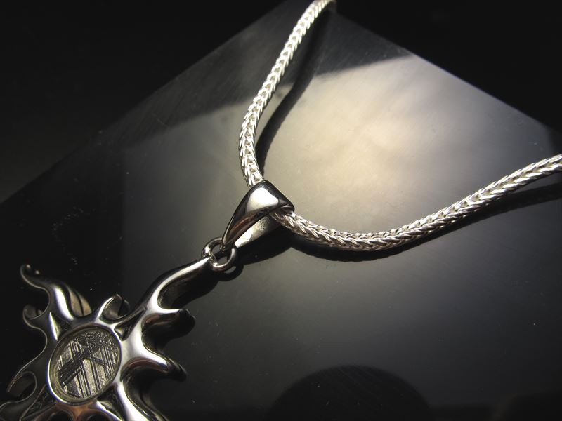 ◇高品質Silver925パーツ◇ペンダントトップの相方！◇フォックス