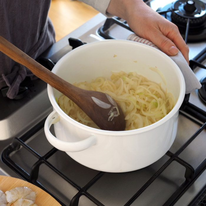 カイコ 両手鍋 / kaico | 食器と料理道具の専門店「プロキッチン」