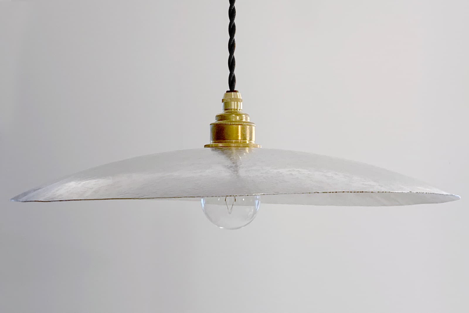 鎚目模様のシェードランプ E26 お皿型 アルミ | LT-PD010-11-G148