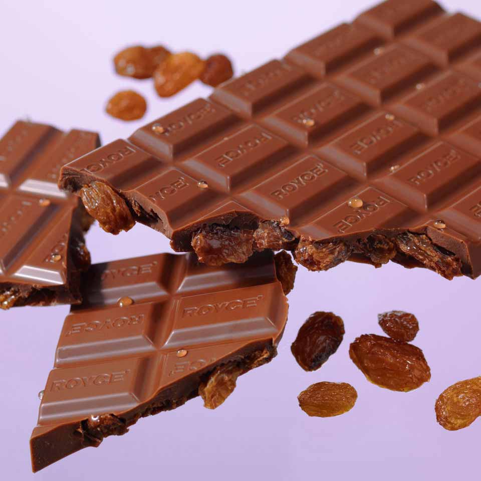 板チョコレート[ラムレーズン]｜ロイズ（ROYCE'）公式 - チョコレート