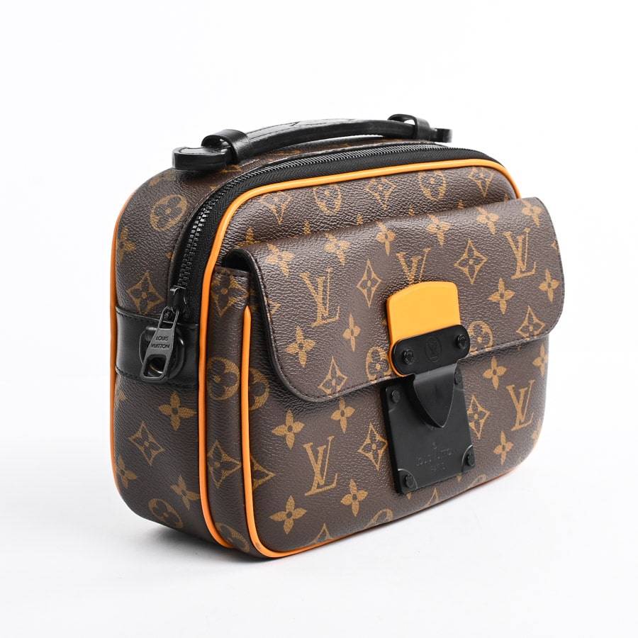 Sロックメッセンジャー | M46688 | ショルダーバッグ | 中古A品