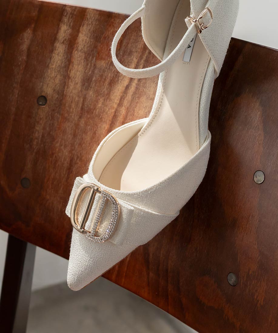 ビジューパーツストラップパンプスRANDA公式サイト