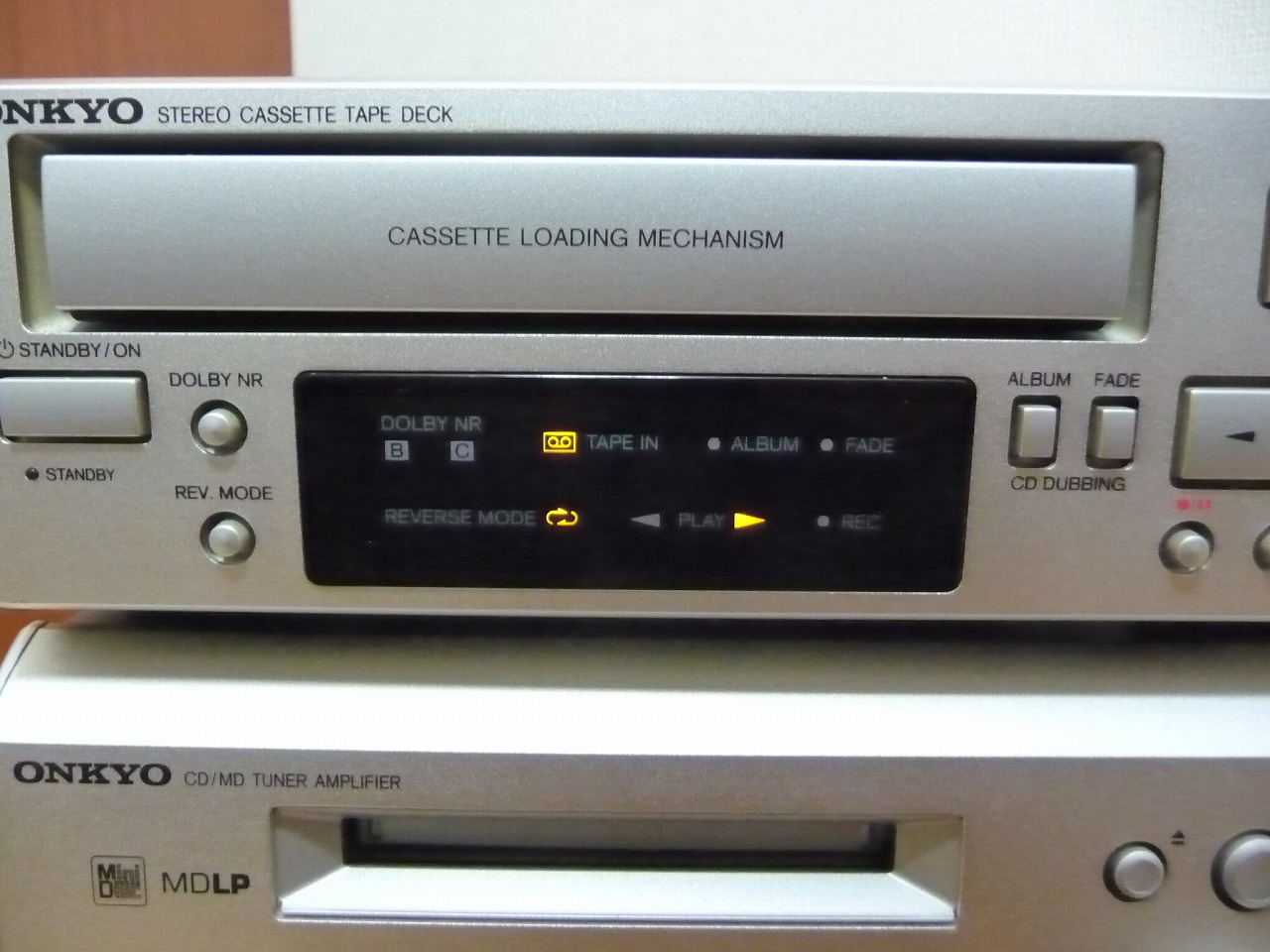 コンポ ONKYO FR-X7A K-SX7 D-SX7A カセットデッキ MDデッキ ラジオ