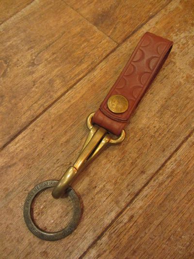 RRL等の通販サイト【RHYTHM】RRL(ダブルアールエル) LEATHER KEYHOLDER