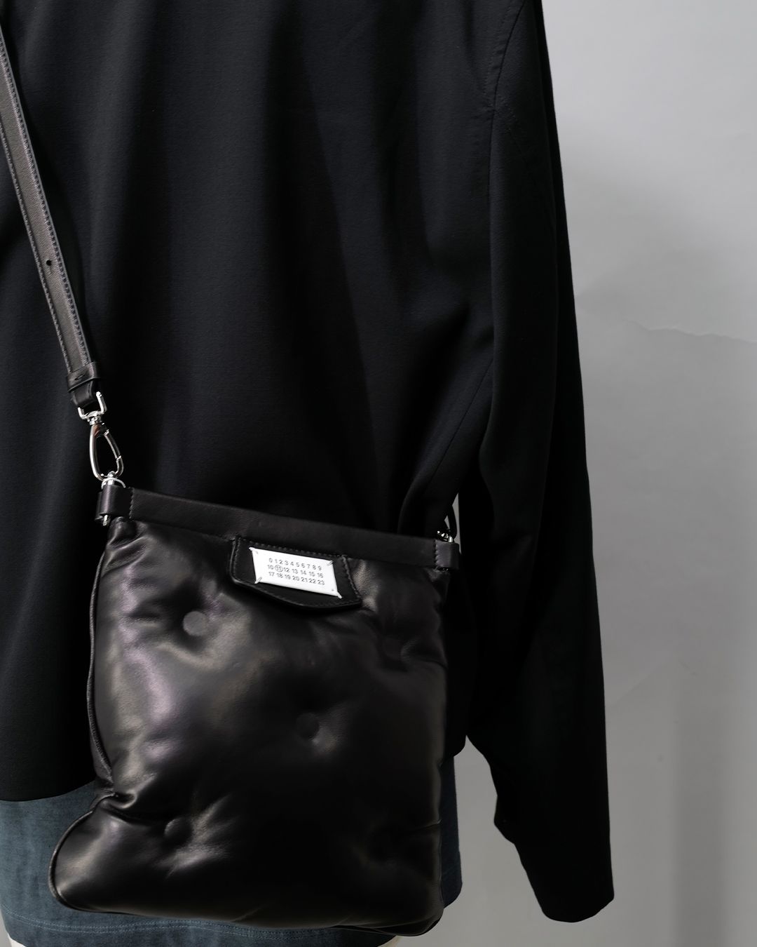 Maison Margiela - 「グラム スラム」フラップポケットバッグ / Black