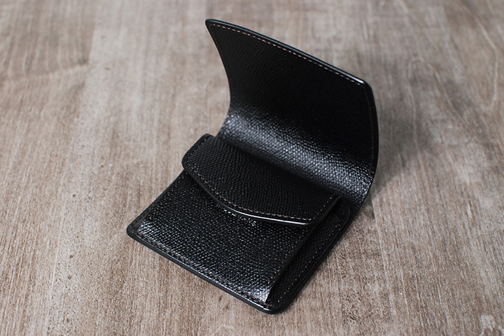 WILDSWANS Online Shopにて発売を予定しているアイテムについて