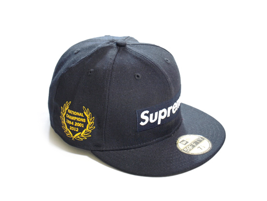 Supreme - Box Logo New Era - UG.SHAFT