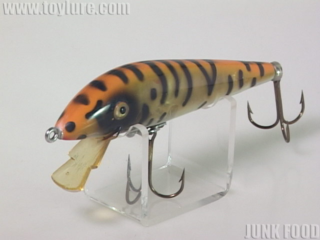 JUNK FOOD item: H-13120 Magnum Tiger マグナムタイガー