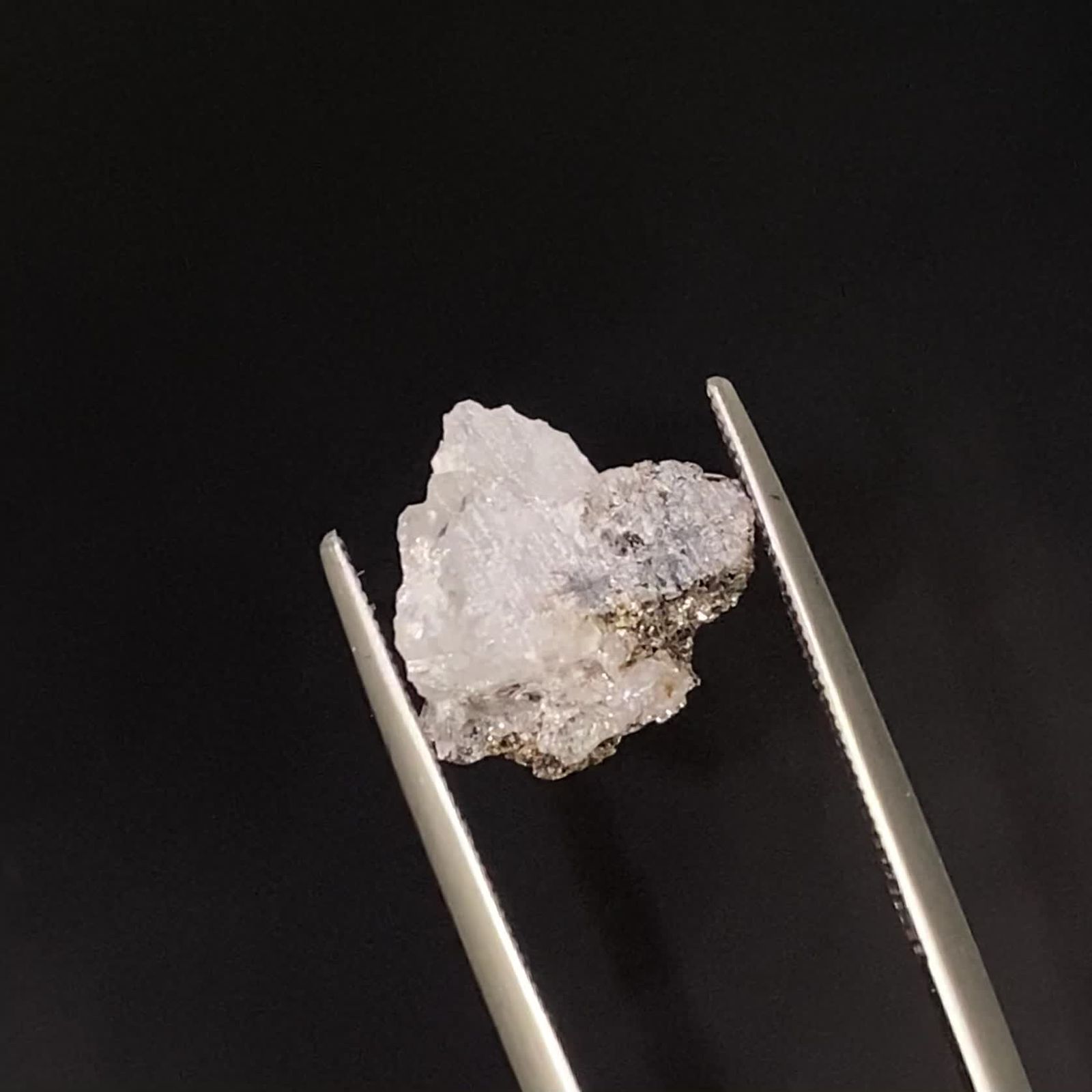 フェナカイト 原石 ロシア産 3.55ct[231225163]12.5x11.3mm前後 | TOP