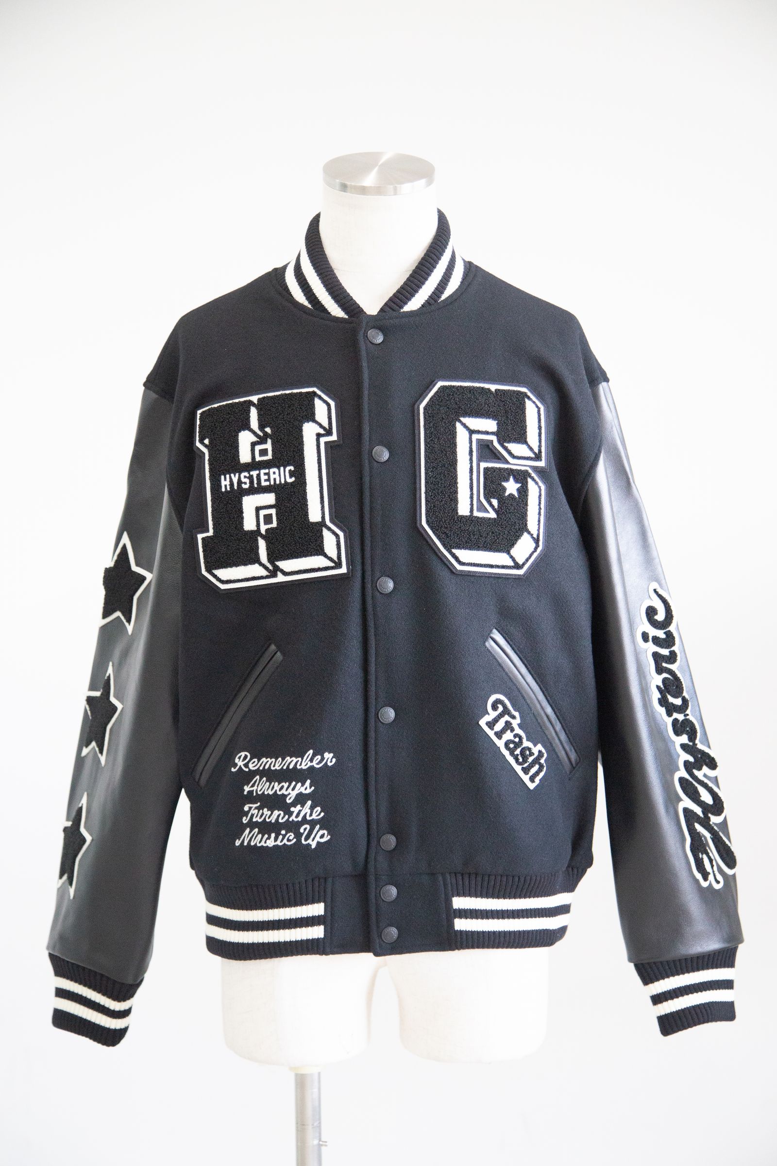 HYSTERIC GLAMOUR - TURN THE MUSIC UP刺繍 スタジャン / ブラック | Tempt