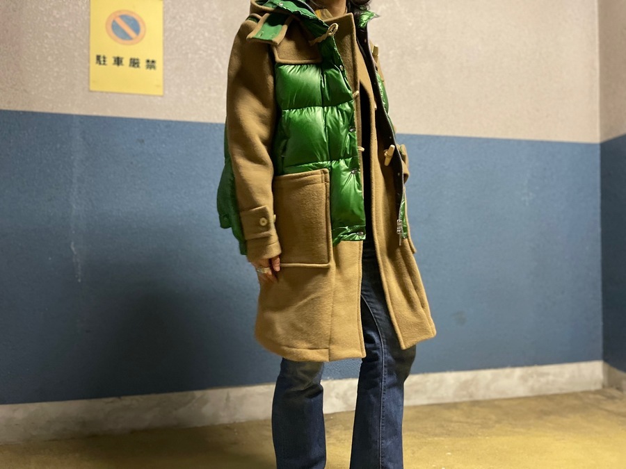 sacai×Gloverallからダウンドッキングダッフルコートのご紹介です