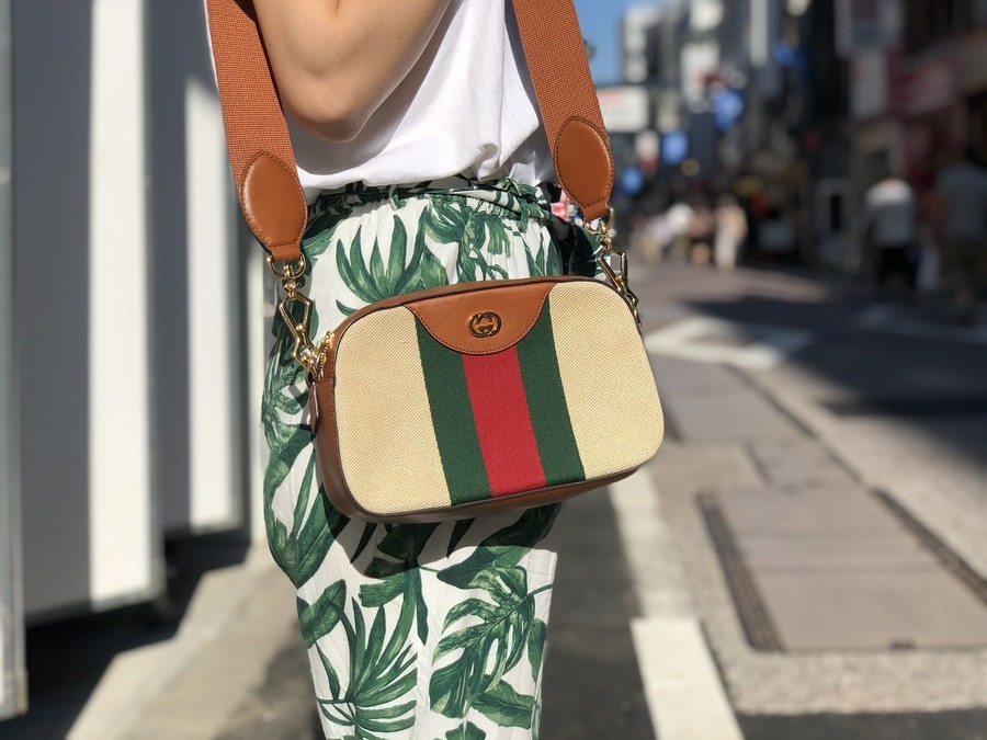 GUCCI/グッチ】よりヴィンテージキャンバスショルダーバッグのご紹介