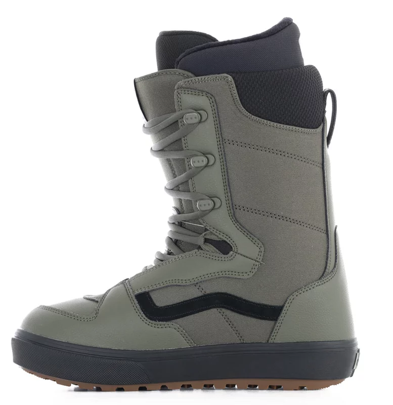 Vans Invado OG Snowboard Boots 2026 | Tactics