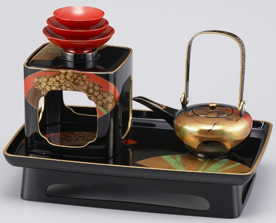 屠蘇器・重箱セット 地紙扇面蒔絵 2,750,000円(税込） | 輪島塗の