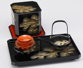 屠蘇器・重箱セット 松風沈金 814,000円（税別） | 輪島塗の塗師屋