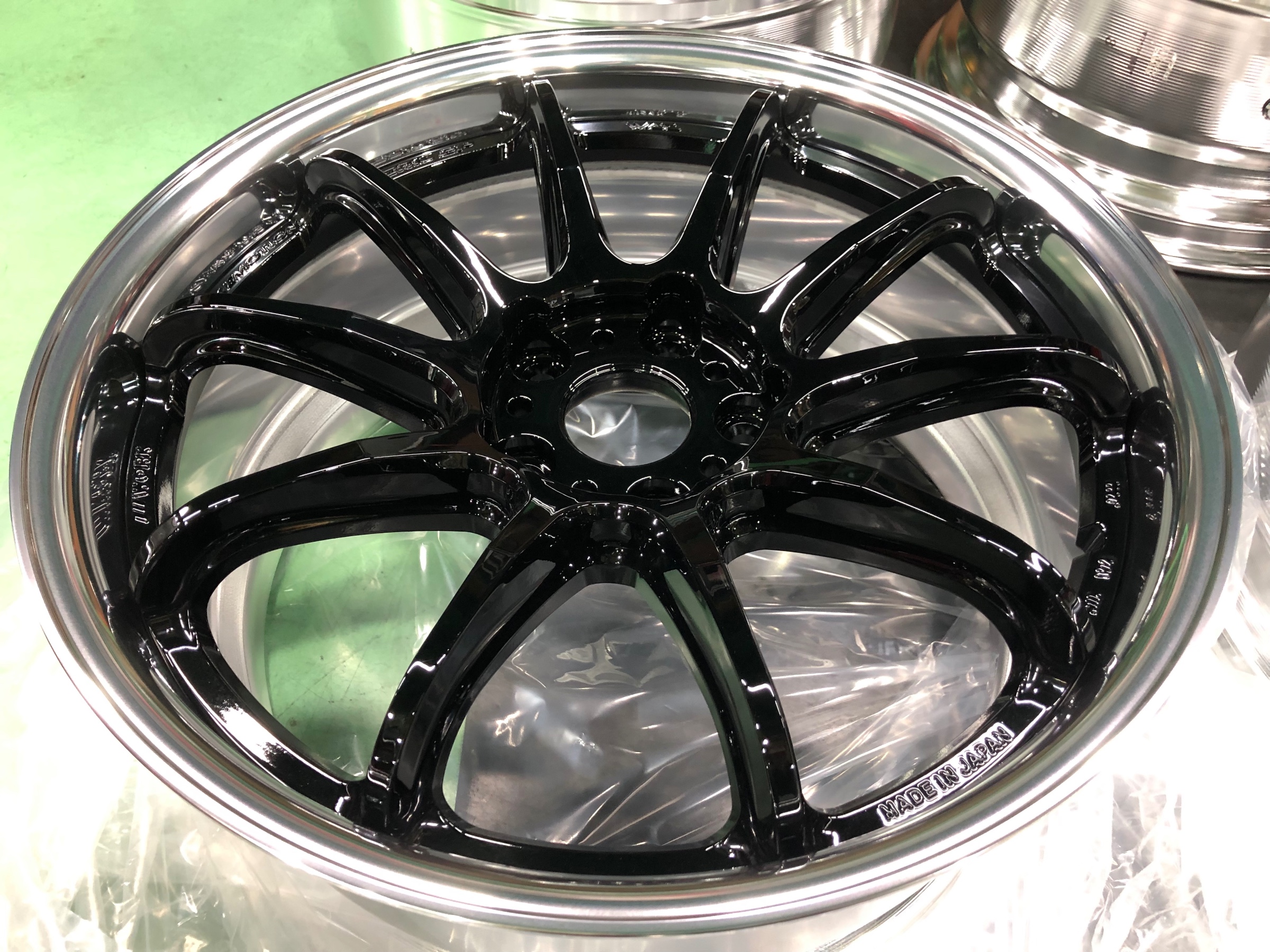 WORK EMOTION ZR10 2P BKカラー18インチ入荷♪ | 店舗おススメ情報