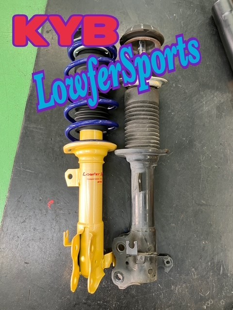 ワゴンR スティングレー【 KYB ローファースポーツキット 】装着