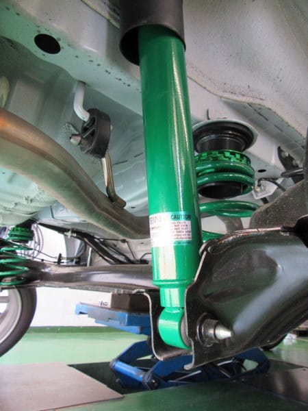 ホンダN-BOX （JF1） TEIN ストリートベイシス車高調 取付