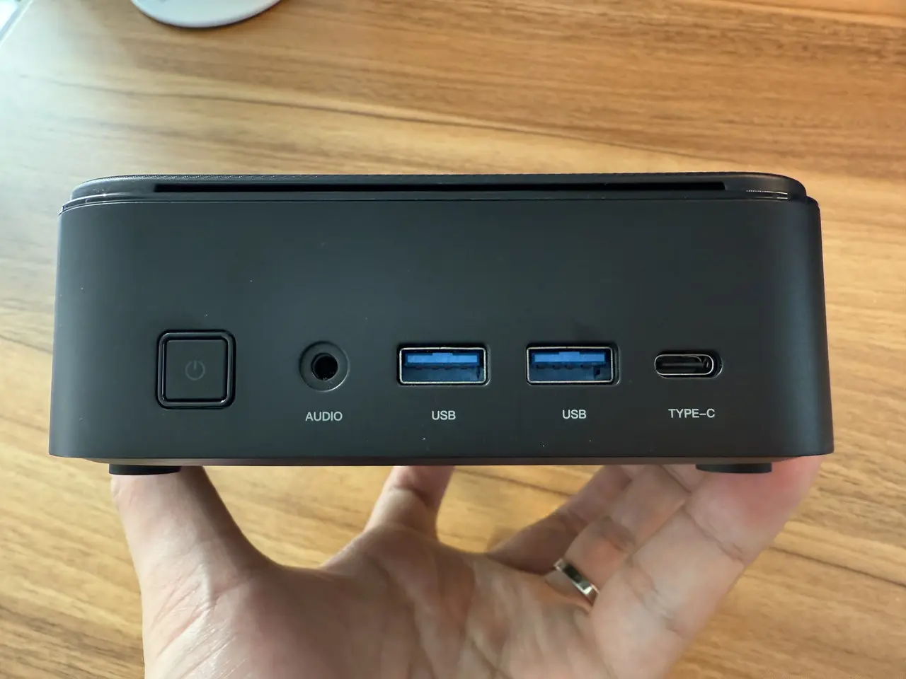 NiPoGi E3B』レビュー、Ryzen 7 5700U搭載、軽めのゲーミングにも対応