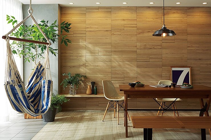 リクシル(INAX) 内装タイル エコカラットプラス ビンテージオーク 303