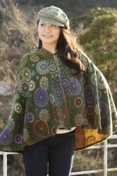 フード付き花柄ふわふわポンチョ の通販 - TIRAKITA.COM