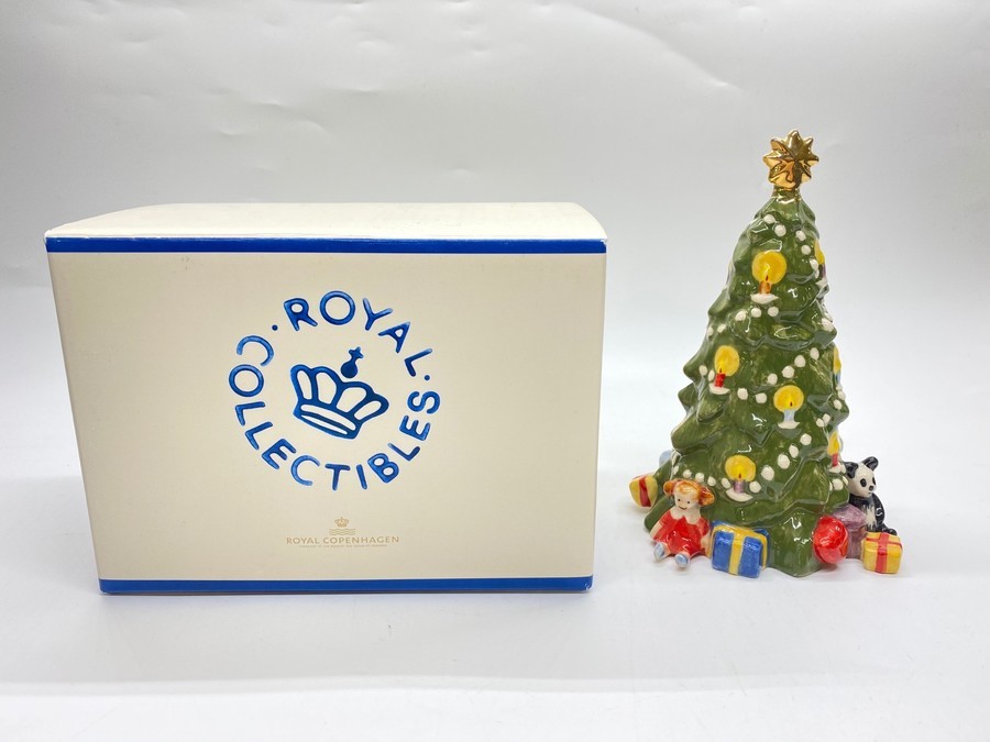 ROYAL COPENHAGEN(ロイヤルコペンハーゲン)より、マニュアルクリスマス
