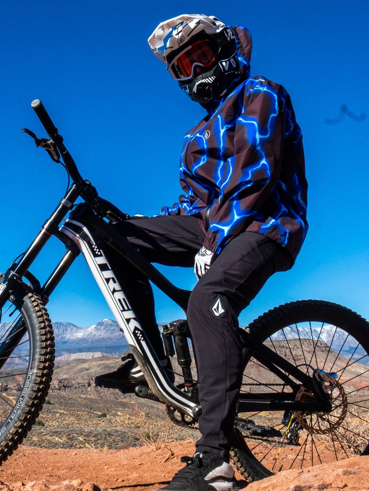 T Spinks Gore-Tex Jacket - BLACK - Men - Volcom EU – Volcom Europe