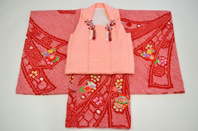 お宮参り 赤ちゃん着物 女の子 産着 総絞り 鈴 刺繍 束ね熨斗 om-l-486