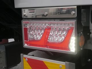 小糸 オールLEDリアコンビネーションランプ 2連レッドVer. L側 LEDRCL