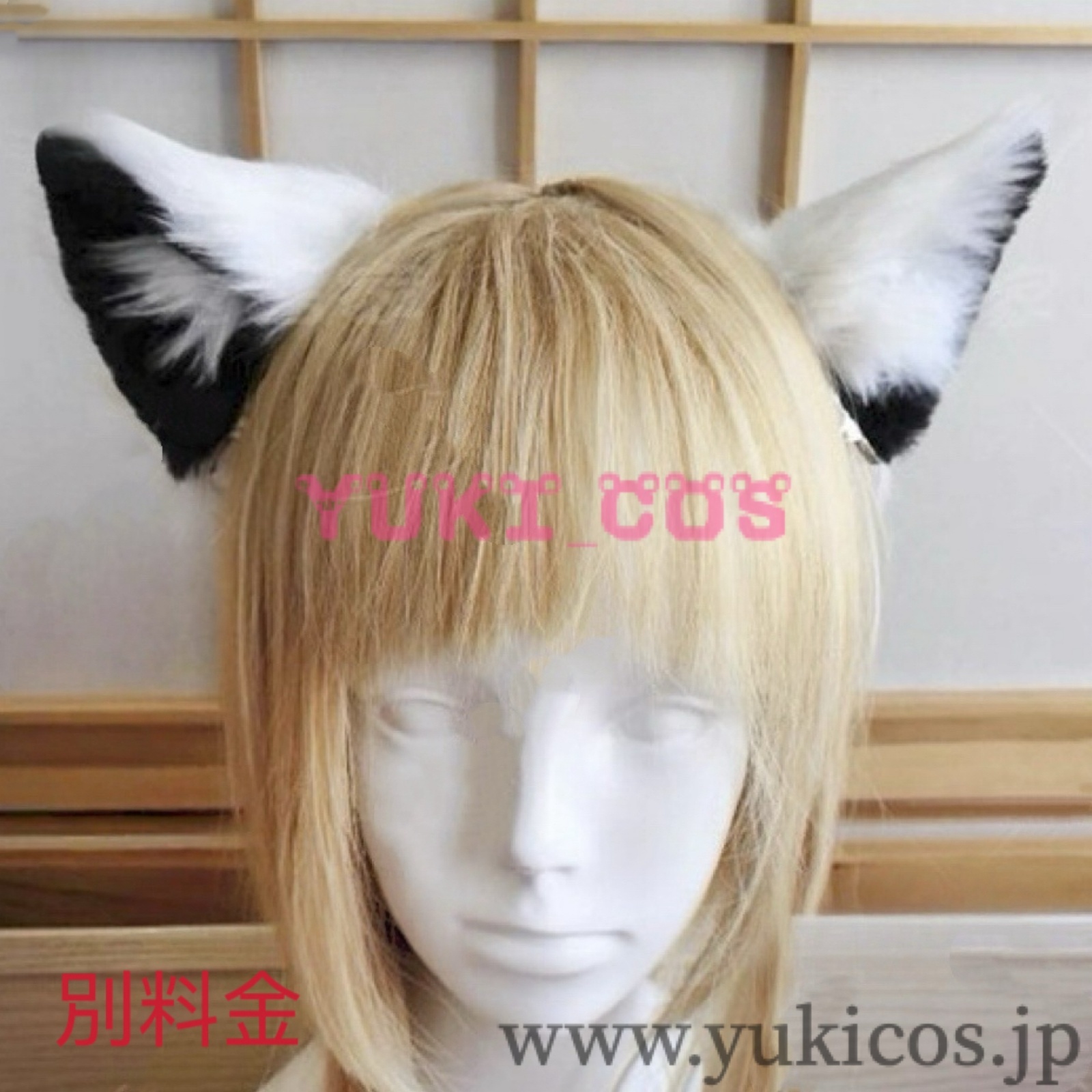 バーチャルYouTuber Vtuber ホロライブ 白上フブキ レトロ風喫茶衣装