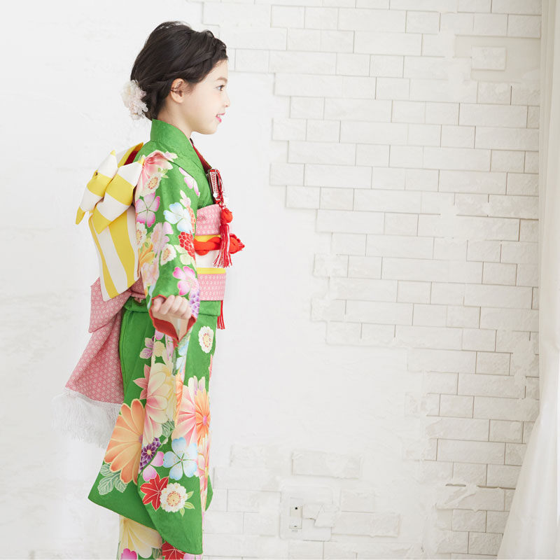 七五三七歳四つ身：N034 紅一点 緑 菊に桜楓 | 七五三着物レンタル
