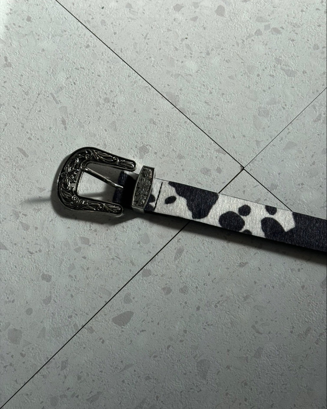 シルバーバックルモウ柄ベルト SK0127 – YOLO（ヨロ）｜ファッション通販