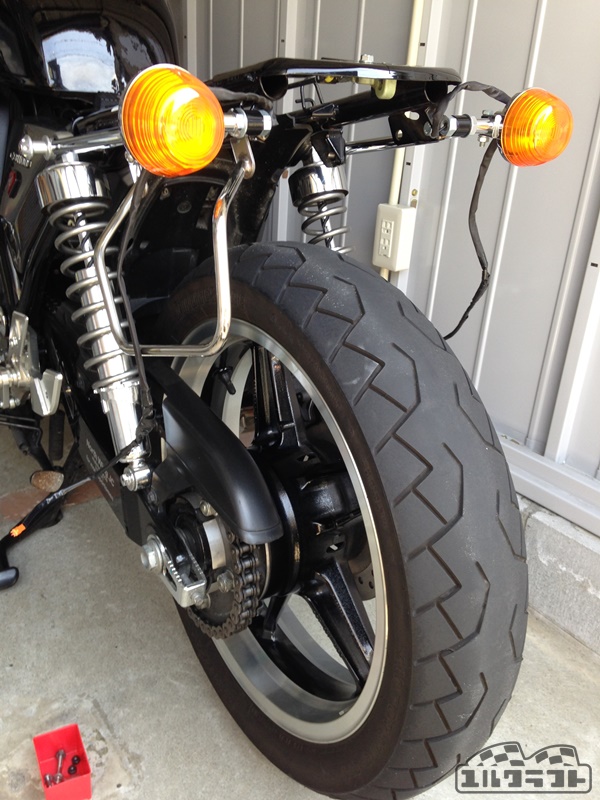 いよいよ取り付け！CB1100純正リアフェンダーのショート加工でさらに