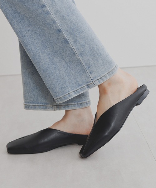 NICAL サンダル 「本革」「NICAL」スリットスクエアトゥミュール