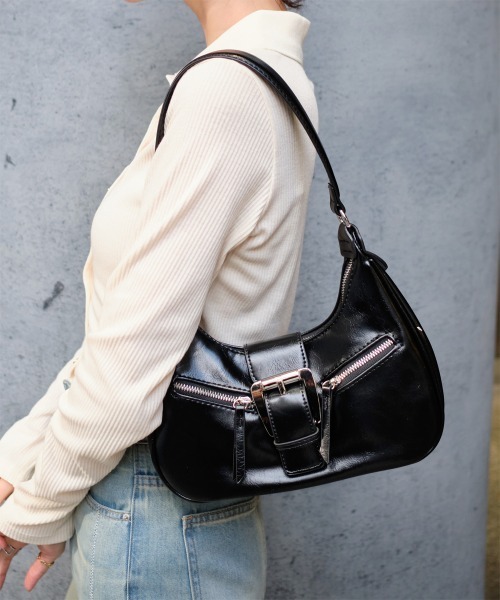 ハンドバッグ バックルベルト ダブルポケットワンハンドルバッグ